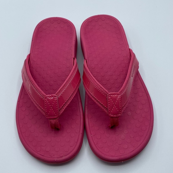 pink vionic sandals